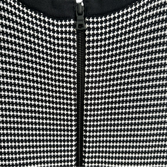 Alice + Olivia Kamilah Mini Fit and Flare Revolve Dress Womens Size Medium - Picture 11 of 12